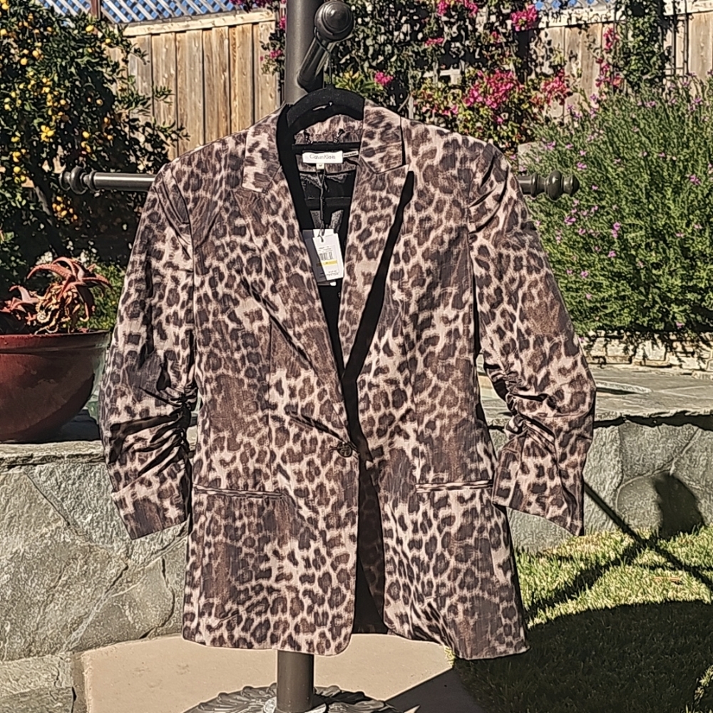 Calvin Klein Medium Womens Jacket in Brown and Tan Leppard Color. - Picture 1 of 7